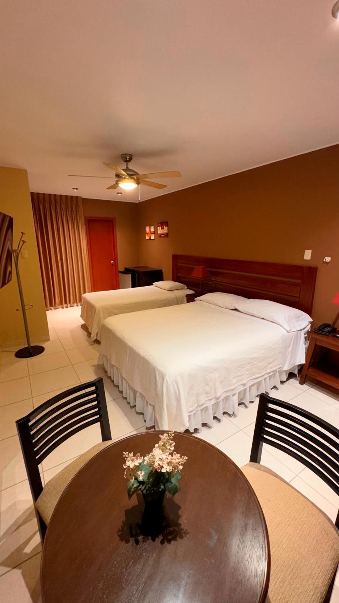 Apart Hotel El Canaveral Chincha Alta Εξωτερικό φωτογραφία